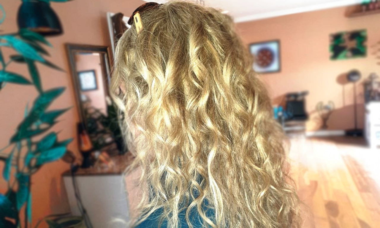 Hair style example 5 at Skizzers